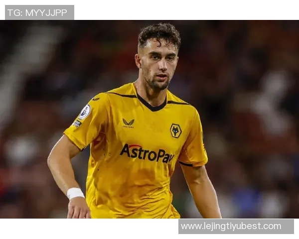 西汉姆联正式报价求购胜利门将本托罗马诺透露转会动态